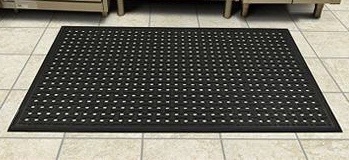 #680 Safety-Step General Purpose, 5/8", Mats, 3' x 3' Boxed